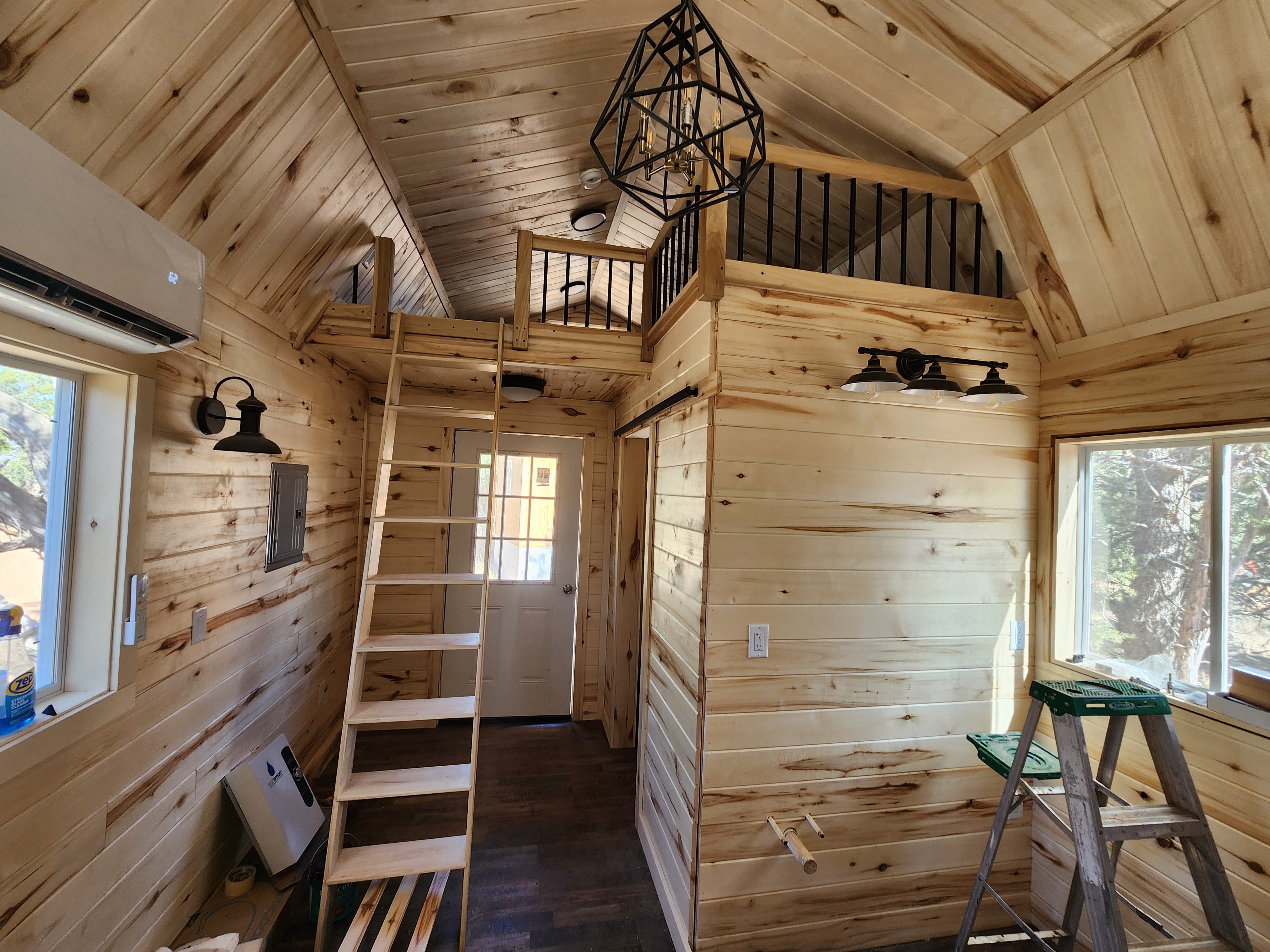 Kitchenette inside Peach Cabin - private rental in Monticello Utah